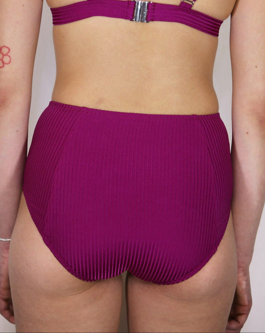 Bas de maillot de bain menstruel - MAYA - Framboise