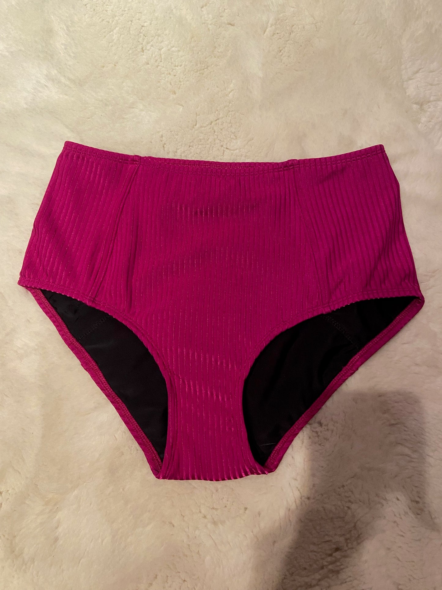 Bas de maillot de bain menstruel - MAYA - Framboise